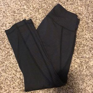 Black/gold stripped lululemon leggings